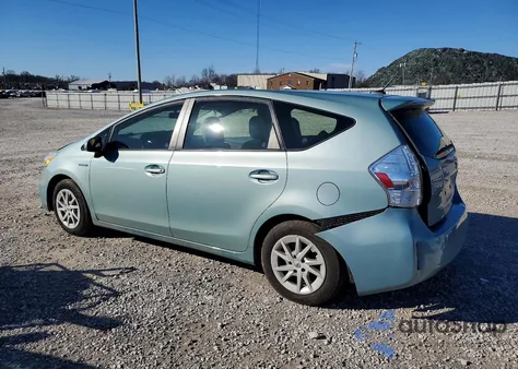 2013 Toyota Prius V z USA, uszkodzony, nr VIN JTDZN3EU7D3269977